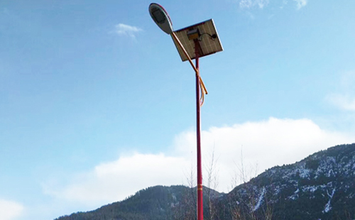 如何选择高质量的城中太阳能路灯材料：全方位指南