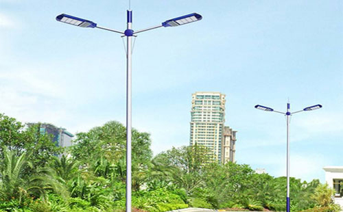 城中太阳能路灯地脚螺栓规格：防止倾倒的关键